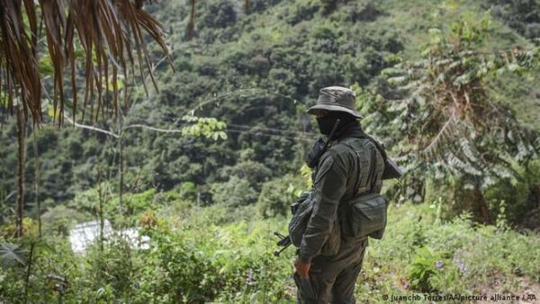 Incautan laboratorio con 2,3 toneladas de cocaína a guerrilla del ELN en Colombia