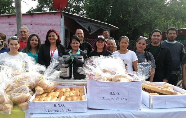 Internas elaboraron panes para donar a familias carenciadas en Semana Santa