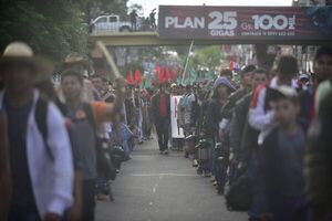 Campesinos se reunirán para analizar sumarse a protesta de camioneros - Nacionales - ABC Color