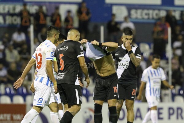 Versus / Olimpia ya suma cinco partidos consecutivos sin poder ganar - PARAGUAYPE.COM