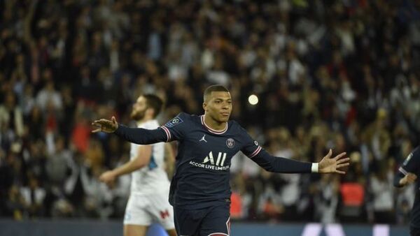 Mbappé y Neymar deciden el clásico francés