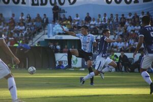 Guaireña vs. Ameliano: se impuso el carácter villariqueño - Fútbol - ABC Color