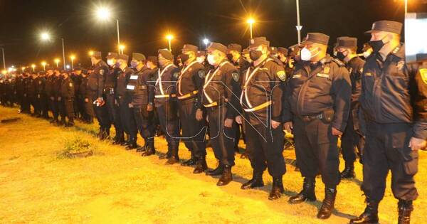 La Nación / La Policía Nacional se declara en estado de alerta ante movilizaciones de camioneros