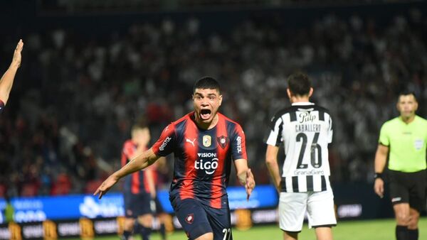 Cerro Porteño golea a Libertad en una emotiva noche