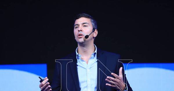La Nación / Santiago Peña y otros exponentes analizarán suba de combustibles