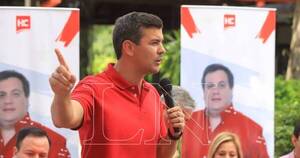 La Nación / Peña, candidato a vencer, remarcan