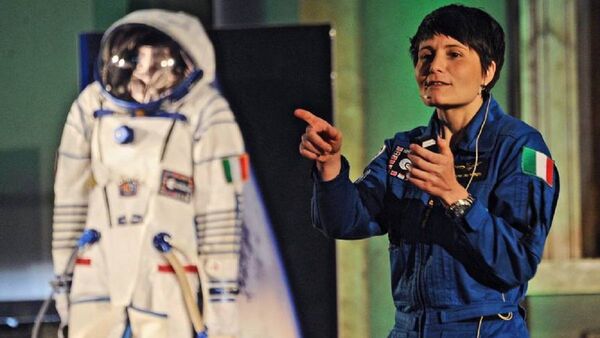 Samantha Cristofetti será la primera "tiktoker" del espacio
