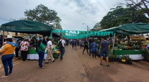 Feria agrícola realizada en la Costanera de Asunción benefició a 1.084 familias rurales