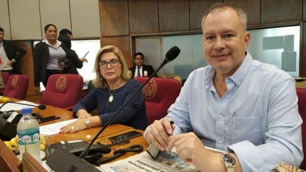 Proyecto plantea elevar pena a 6 años para quienes cierren rutas