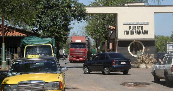 La Nación / Desde hoy habilitaron el paso en balsa entre Itá Enramada y Puerto Pilcomayo