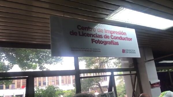 Licencias de conducir: récord en renovación ocasionó problemas con máquina y largas esperas en Asunción - Nacionales - ABC Color