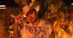 La Nación / Christian Nodal reemplaza a Belinda por Tini Stoessel