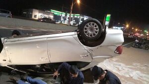 Conductora perdió el control del vehículo y volcó sobre ruta PY02 - Nacionales - ABC Color