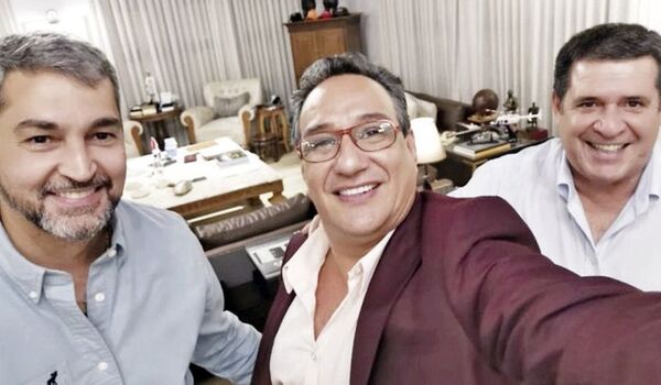 Hugo Javier se rehúsa a dejar cargo y ahora pide permiso para “trabajar” - Nacionales - ABC Color