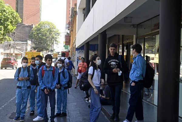 Covid: finalizó estado de emergencia y ya no es obligatorio usar tapaboca - Nacionales - ABC Color