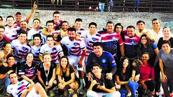 Jefa de Hacienda supervisa a sus amigos que entraron por PNUD