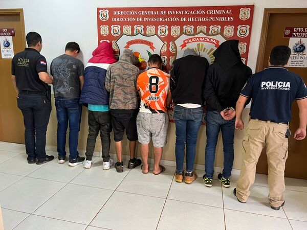 Policía frustra plan de secuestro de colono y detiene a seis presuntos miembros del PCC - La Clave
