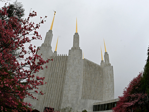 Diario HOY | Misterioso templo mormón cerrado por casi medio siglo reabre sus puertas