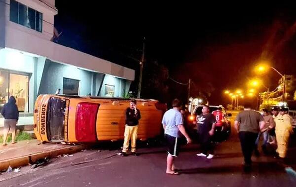 Ambulancia de bomberos involucrada en accidente fatal en Encarnación – Prensa 5