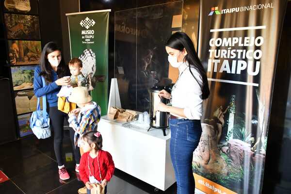 Cerca de 12.000 personas visitaron atractivos turísticos de Itaipu en Semana Santa - El Trueno