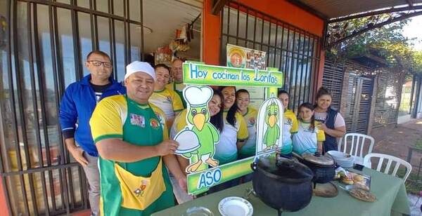 Crónica / “Hoy cocinan los loritos” en Cambyretá ndaje