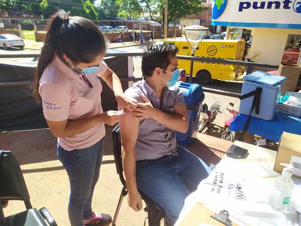 Buscan fortalecer campaña de vacunación contra influenza en Itapúa