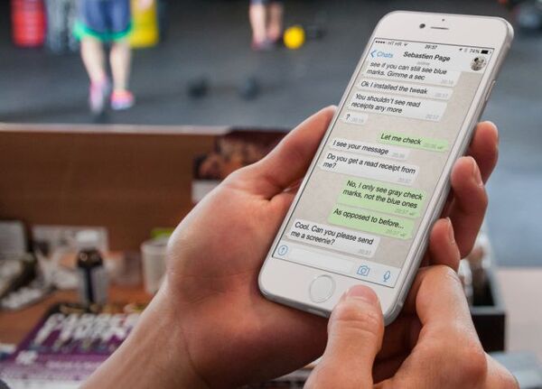 WhatsApp desarrolla nueva opción para ocultar conexión a contactos seleccionados en iOS