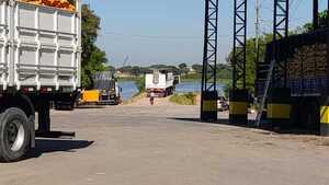 Nuevamente en funcionamiento balsa entre Itá Enramada y Puerto Pilcomayo - Megacadena — Últimas Noticias de Paraguay