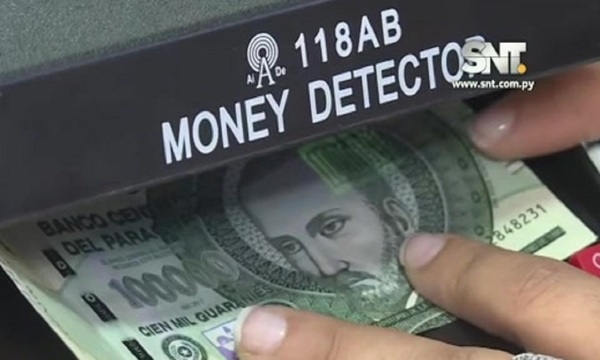 Estafadores quisieron pagar con billete falso en Luque - SNT