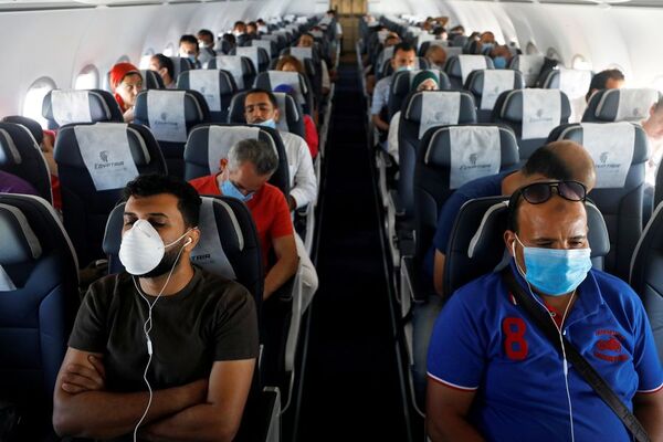Diario HOY | La Casa Blanca recomienda seguir usando mascarillas en los aviones