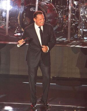 Luis Miguel, el Sol de México cumple 52 - Gente - ABC Color