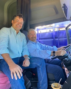 Toro Pampa incorpora más camiones Scania a su flota - Amigo Camionero
