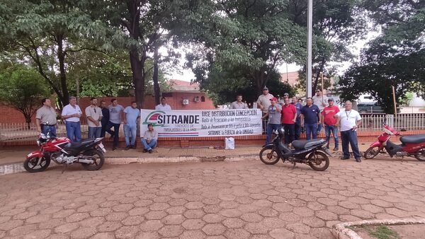 En Concepción, funcionarios de la ANDE exigen la destitución del jefe regional