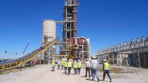 Diario HOY | CECON: 1.200 personas trabajando y miles de puestos más a futuro, romperá carencia local de cemento