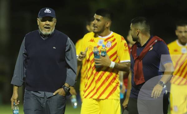 Crónica / A Bobadilla lo dejaron prácticamente solo en el "General"