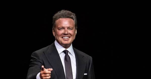 La Nación / El sol de México, Luismi, cumple 52 años