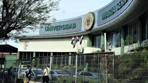 Jueza ordena reapertura de sedes clausuradas de Universidad María Serrana