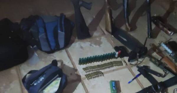 La Nación / Un policía aparece entre los detenidos por millonario robo de máquinas mineradoras