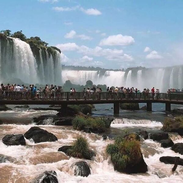 Más de 2.000 turistas paraguayos visitaron el Parque Nacional Iguaçú durante la Semana Santa