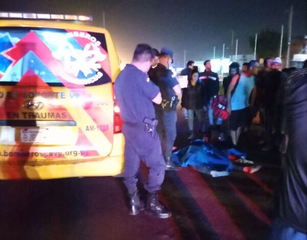 Transeúnte muere arrollada sobre la ruta PY 02 - ABC en el Este - ABC Color
