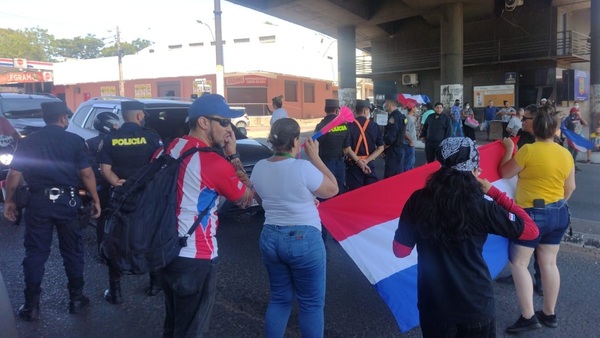 Manifestación de conductores de Deliveries y plataformas digitales por combustible