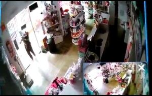 Solitario delincuente hurta varios objetos de una farmacia en Arroyo Porã