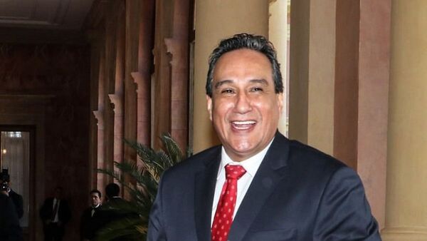 Hugo Javier desiste de la búsqueda de cumplir arresto en Gobernación