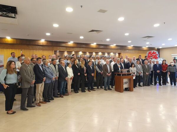 Gremios de la producción manifestaron su apoyo a la ley que criminaliza cierres de rutas - Nacionales - ABC Color