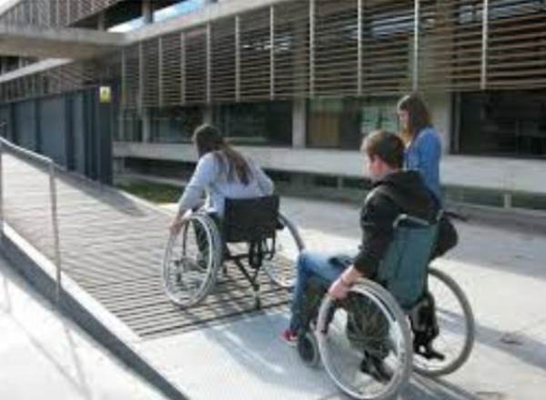 LEY DE ACCESIBILIDAD VIGENTE SOLO EN PAPELES - La Voz del Norte