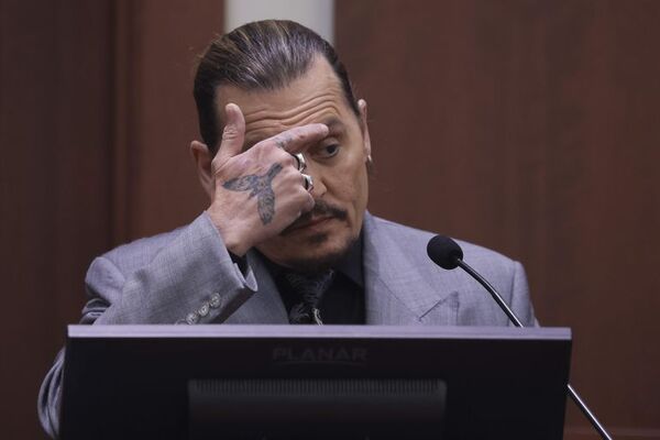 Johnny Depp: “No he golpeado a una mujer en mi vida” - Gente - ABC Color