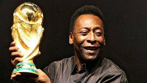Crónica / El "Rey" Pelé, nuevamente internado y luchando contra una grave enfermedad