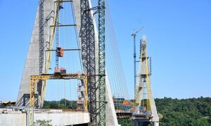 Puente de la Integración: alistan lanzamiento de la undécima dovela en el lado paraguayo y obra registra 83% de avance