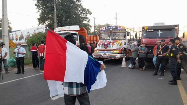 Criminalizar cierre de rutas es un plan de la derecha “cavernícola”, afirmó Desirée Masi - Megacadena — Últimas Noticias de Paraguay
