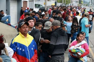 Salieron de Venezuela más de seis millones de venezolanos pero Maduro celebra el regreso de 270 conciudadanos desde Perú